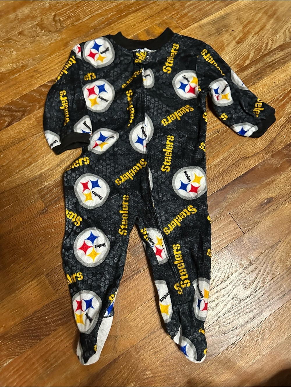 Pittsburgh Steelers Black Baby Footed One-Piece Pajama